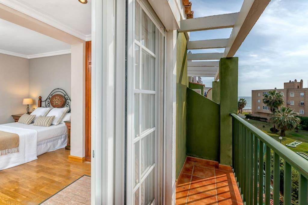 Apartamento Duplex En Guadalmar Junto Al Mar Málaga